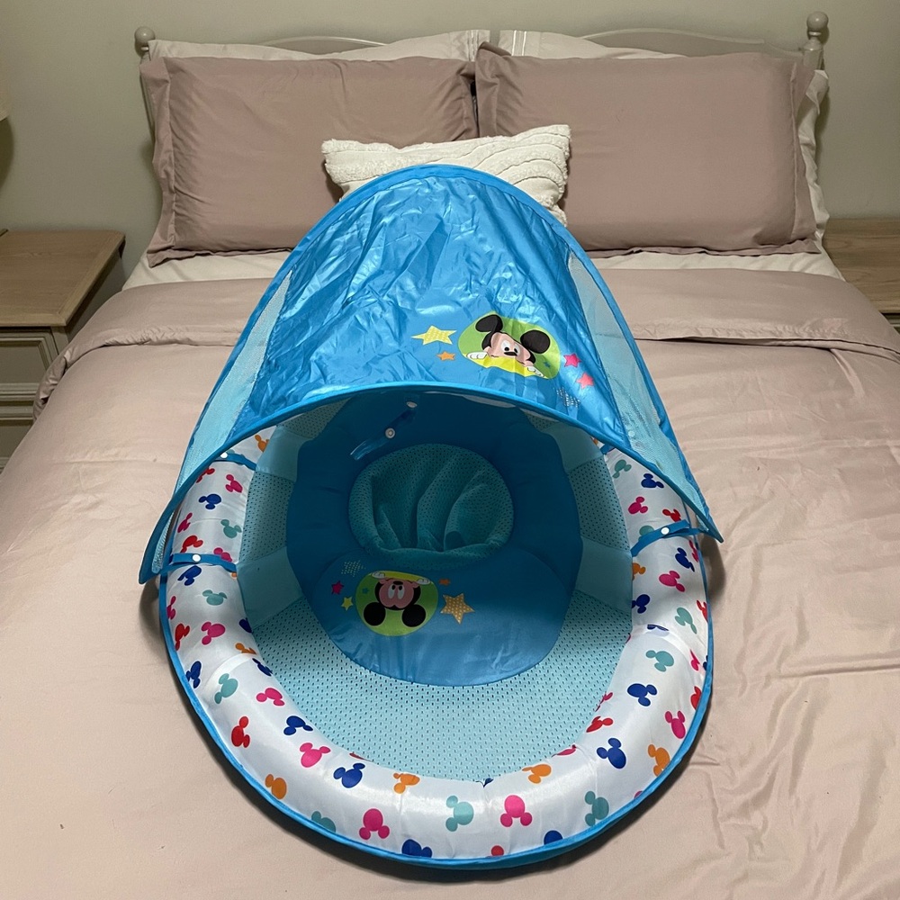 SwimWays Mickey pool float